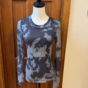 NWT rag & bone Yana Printed Mesh LS Tee Black and Gray Patterned Tee Size SP